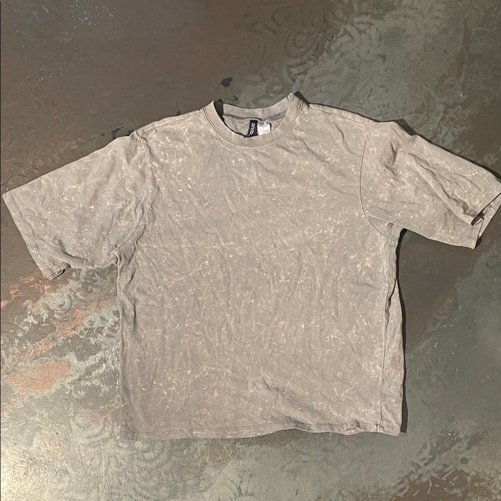 H&M Stonewashed Gray Short Sleeve Tee